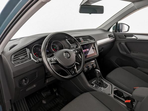 Volkswagen Tiguan II с пробегом 2020 года, цена 2 600 000 рублей, 54770 км, внедорожник, Автокод Объявления