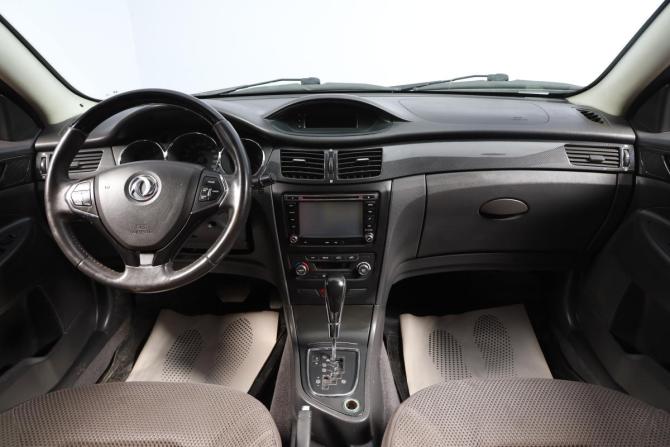 Dongfeng H30 Cross с пробегом 2015 года, цена 899 000 рублей, 139008 км, хэтчбек, Автокод Объявления