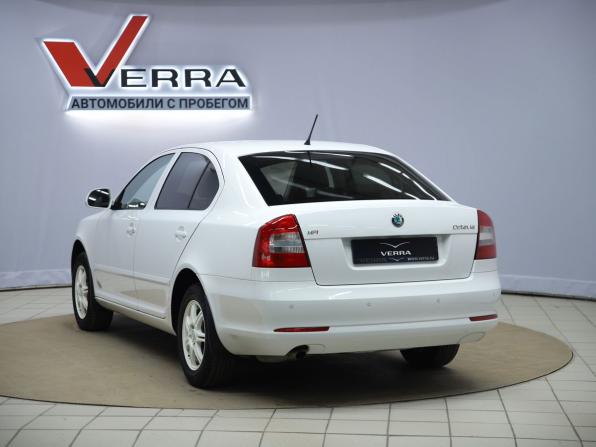 Skoda Octavia II (A5) Рестайлинг с пробегом 2013 года, цена 870 000 рублей, 229151 км, лифтбек, Автокод Объявления