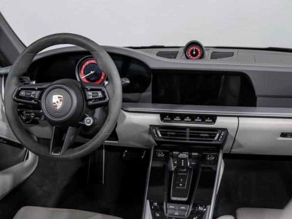 Porsche 911 VIII (992) с пробегом 2021 года, цена 15 750 000 рублей, 26807 км, кабриолет, Автокод Объявления