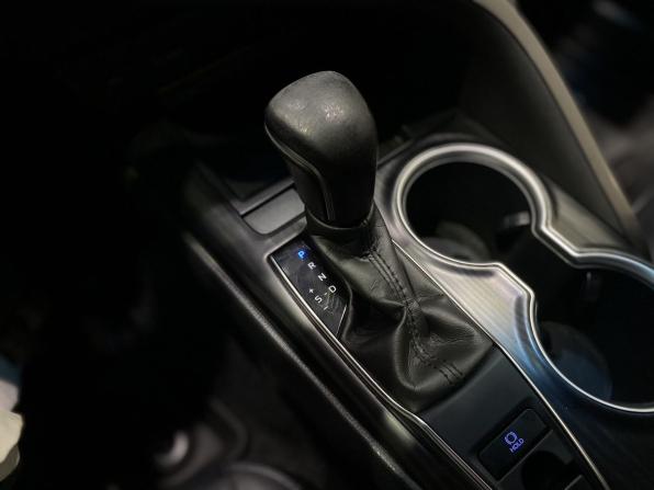 Toyota Camry VIII (XV70) Рестайлинг с пробегом 2021 года, цена 3 149 900 рублей, 164000 км, седан, Автокод Объявления