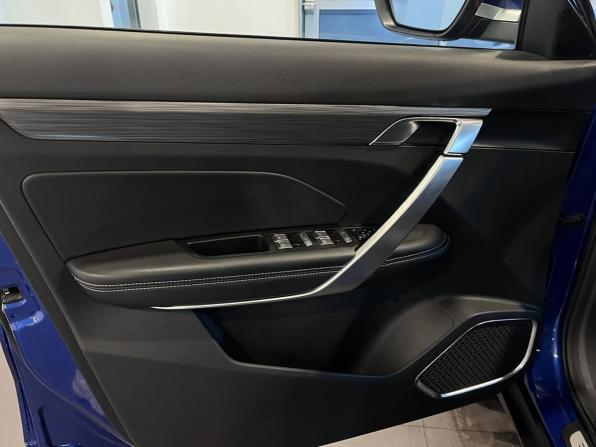 Geely Atlas Pro с пробегом 2022 года, цена 1 880 000 рублей, 120655 км, внедорожник, Автокод Объявления
