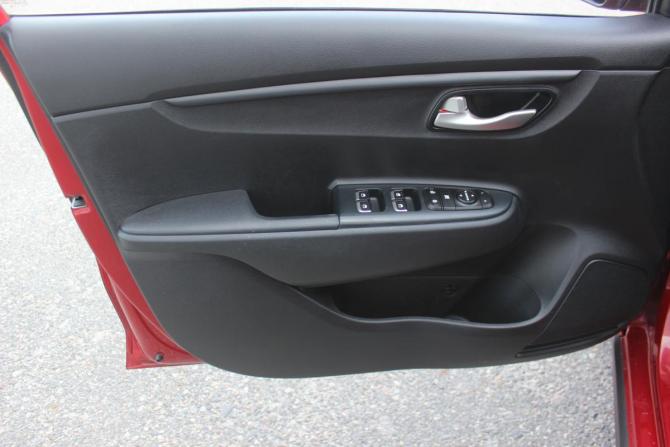 Kia Rio IV с пробегом 2019 года, цена 1 597 000 рублей, 74452 км, хэтчбек, Автокод Объявления