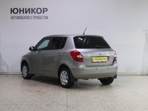Skoda Fabia II Рестайлинг с пробегом 2011 года, цена 549 000 рублей, 213372 км, хэтчбек, Автокод Объявления