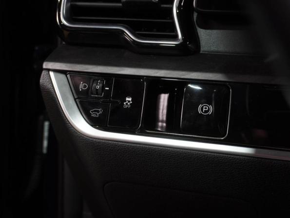Kia Sportage V с пробегом 2021 года, цена 3 449 000 рублей, 63247 км, внедорожник, Автокод Объявления