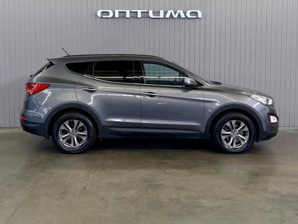 Hyundai Santa Fe III с пробегом 2013 года, цена 1 727 000 рублей, 216163 км, внедорожник, Автокод Объявления