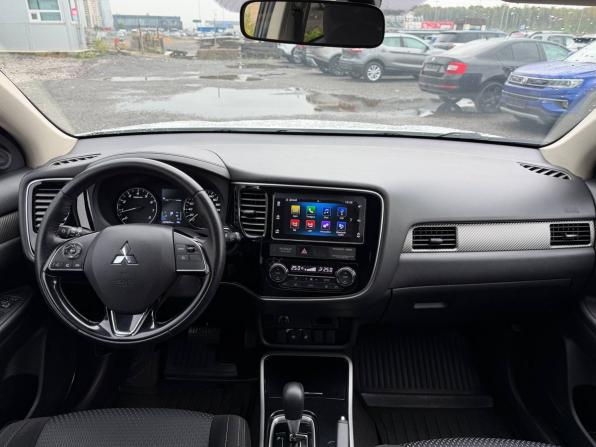 Mitsubishi Outlander III Рестайлинг 3 с пробегом 2018 года, цена 1 475 000 рублей, 235000 км, внедорожник, Автокод Объявления