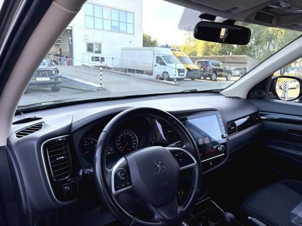 Mitsubishi Outlander III Рестайлинг 3 с пробегом 2020 года, цена 2 020 000 рублей, 91177 км, внедорожник, Автокод Объявления