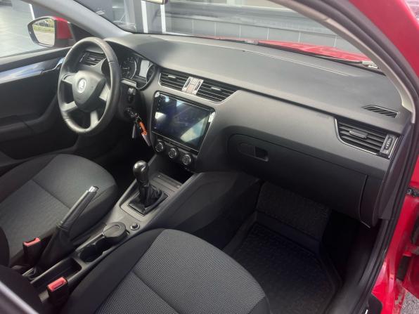 Skoda Octavia III (A7) с пробегом 2015 года, цена 1 030 000 рублей, 127310 км, лифтбек, Автокод Объявления