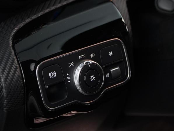 Mercedes-Benz A-Класс IV (W177) с пробегом 2019 года, цена 2 047 077 рублей, 66686 км, седан, Автокод Объявления