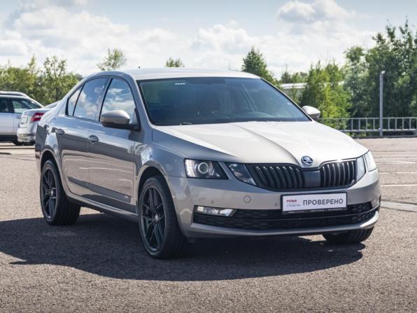 Skoda Octavia III (A7) Рестайлинг с пробегом 2020 года, цена 1 938 000 рублей, 111166 км, лифтбек, Автокод Объявления