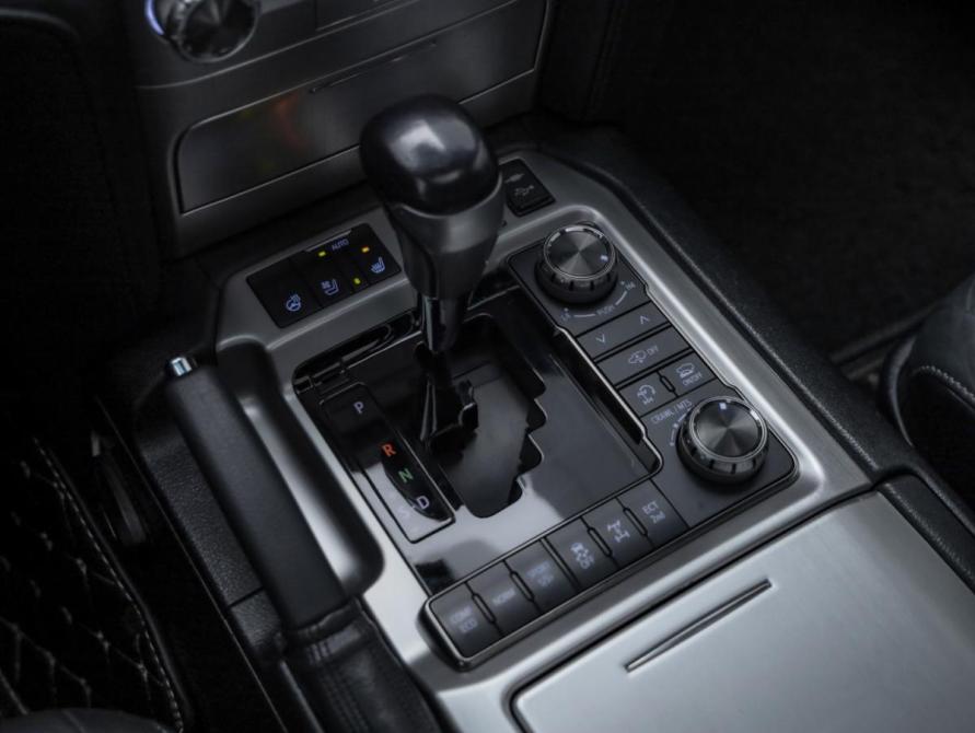 Toyota Land Cruiser 200 Series Рестайлинг 2 Санкт-Петербург  - изображение 23