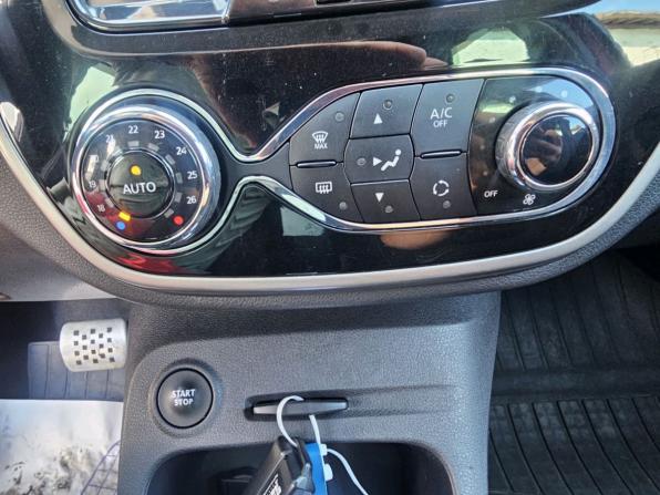 Renault Kaptur I с пробегом 2019 года, цена 1 349 000 рублей, 165234 км, внедорожник, Автокод Объявления