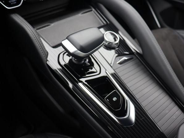 Geely Monjaro I с пробегом 2025 года, цена 3 900 000 рублей, 7270 км, внедорожник, Автокод Объявления