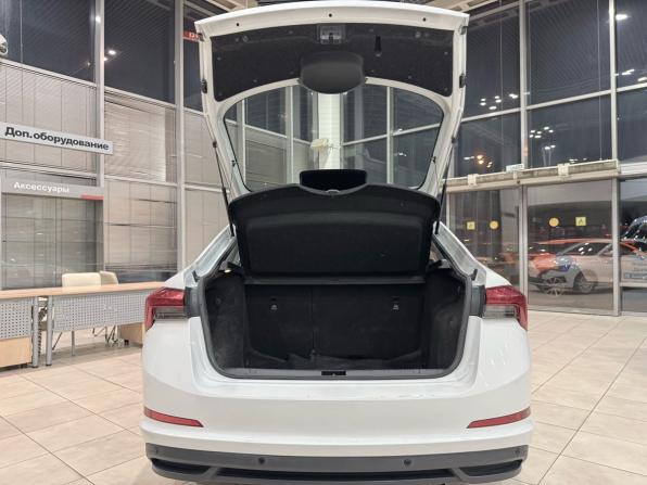Skoda Rapid II с пробегом 2021 года, цена 1 190 000 рублей, 115015 км, лифтбек, Автокод Объявления