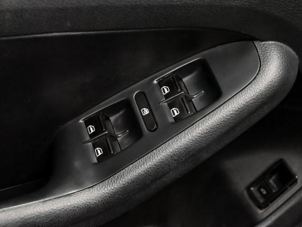 Volkswagen Jetta VI с пробегом 2011 года, цена 950 000 рублей, 252921 км, седан, Автокод Объявления