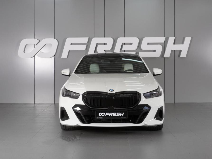 BMW 5 серии VIII (G60/G61/G68) Минеральные Воды  - изображение 3
