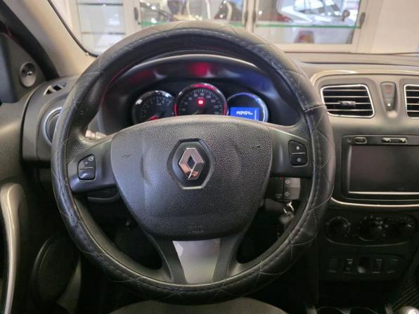 Renault Sandero II с пробегом 2014 года, цена 480 000 рублей, 143454 км, хэтчбек, Автокод Объявления