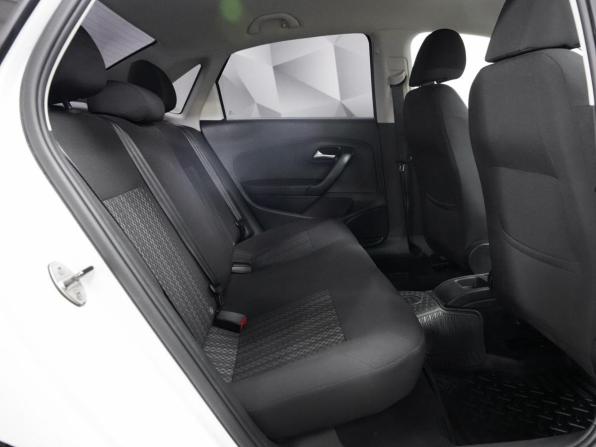 Volkswagen Polo V Рестайлинг с пробегом 2020 года, цена 1 340 000 рублей, 41444 км, седан, Автокод Объявления