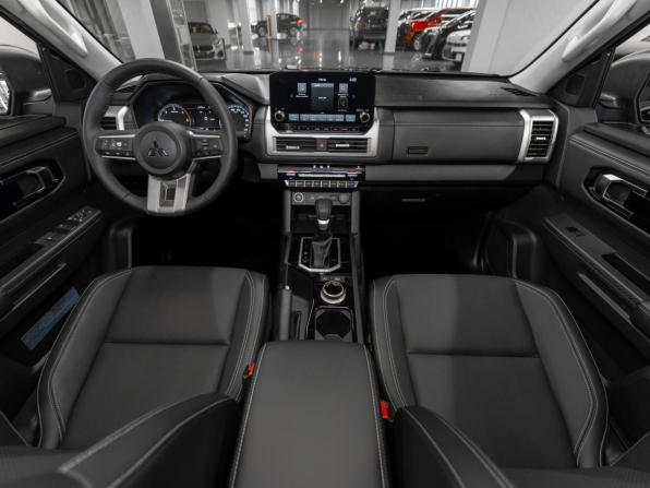 Mitsubishi L200 VI с пробегом 2026 года, цена 5 650 000 рублей, 18 км, пикап, Автокод Объявления