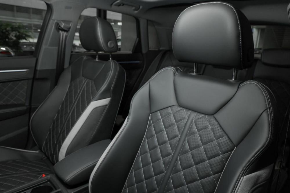 Audi Q3 II (F3) Москва  - изображение 10