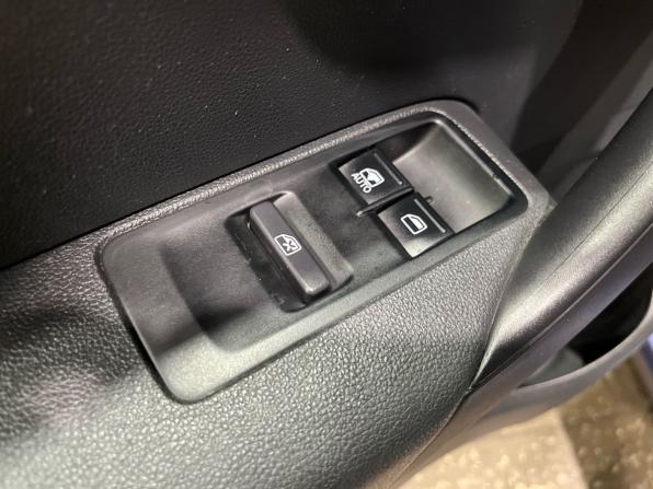 Volkswagen Polo V с пробегом 2015 года, цена 859 000 рублей, 134481 км, седан, Автокод Объявления