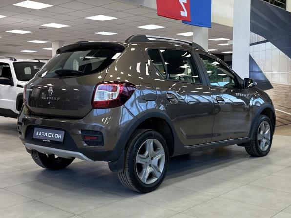 Renault Sandero II Рестайлинг с пробегом 2019 года, цена 1 020 000 рублей, 106000 км, хэтчбек, Автокод Объявления