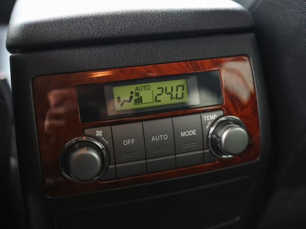 Toyota Highlander II (XU40) Рестайлинг с пробегом 2012 года, цена 1 899 000 рублей, 227230 км, внедорожник, Автокод Объявления