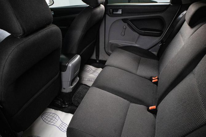 Ford Focus II Рестайлинг с пробегом 2010 года, цена 699 000 рублей, 216000 км, хэтчбек, Автокод Объявления