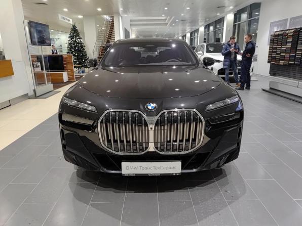 BMW 7 серии VII (G70) с пробегом 2025 года, цена 17 900 000 рублей, 20 км, седан, Автокод Объявления
