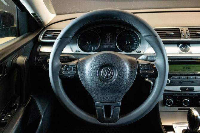Volkswagen Passat B7 с пробегом 2011 года, цена 1 050 000 рублей, 223740 км, седан, Автокод Объявления