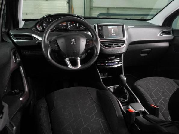 Peugeot 2008 I с пробегом 2014 года, цена 799 000 рублей, 109053 км, внедорожник, Автокод Объявления