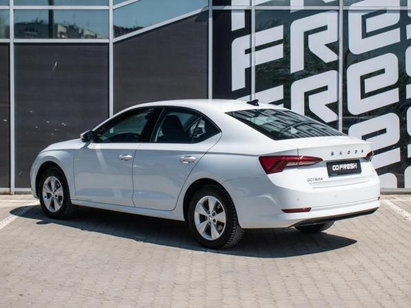 Skoda Octavia IV (A8) с пробегом 2021 года, цена 2 465 000 рублей, 101111 км, лифтбек, Автокод Объявления