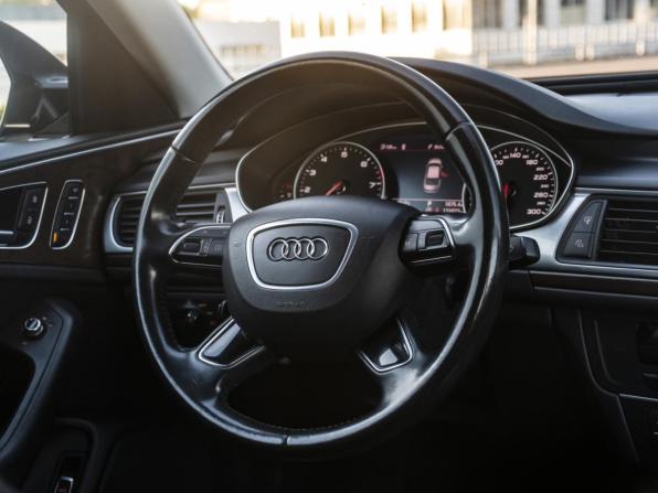 Audi A6 IV (C7) Рестайлинг с пробегом 2015 года, цена 2 200 000 рублей, 131621 км, седан, Автокод Объявления