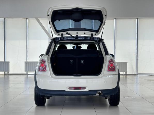Mini Hatch II (R56) Рестайлинг с пробегом 2011 года, цена 890 000 рублей, 168500 км, хэтчбек, Автокод Объявления