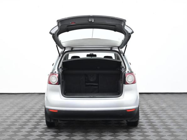 Volkswagen Golf V с пробегом 2006 года, цена 549 000 рублей, 170000 км, хэтчбек, Автокод Объявления