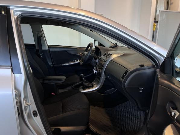 Toyota Corolla X (E140 E150) Рестайлинг с пробегом 2011 года, цена 680 000 рублей, 374920 км, седан, Автокод Объявления