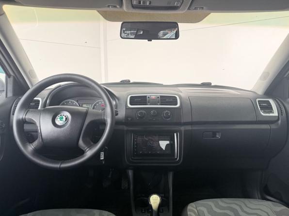 Skoda Fabia II с пробегом 2008 года, цена 319 000 рублей, 230000 км, хэтчбек, Автокод Объявления