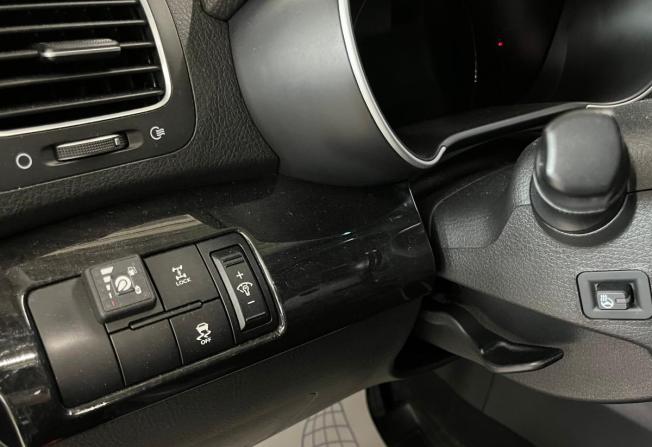 Kia Sorento II Рестайлинг с пробегом 2016 года, цена 2 290 000 рублей, 70821 км, внедорожник, Автокод Объявления