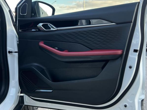 Geely Coolray I Рестайлинг с пробегом 2024 года, цена 2 199 000 рублей, 23629 км, внедорожник, Автокод Объявления