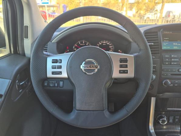 Nissan Pathfinder III Рестайлинг с пробегом 2010 года, цена 1 390 000 рублей, 246989 км, внедорожник, Автокод Объявления