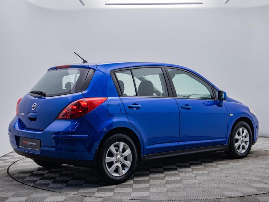 Nissan Tiida I Москва  - изображение 5