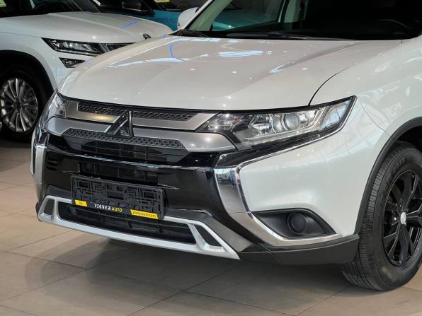 Mitsubishi Outlander III Рестайлинг 2 с пробегом 2018 года, цена 1 660 000 рублей, 125700 км, внедорожник, Автокод Объявления
