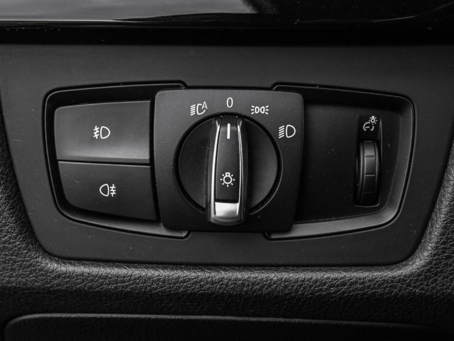 BMW 3 серии VI (F3x) Рестайлинг Новороссийск  - изображение 18