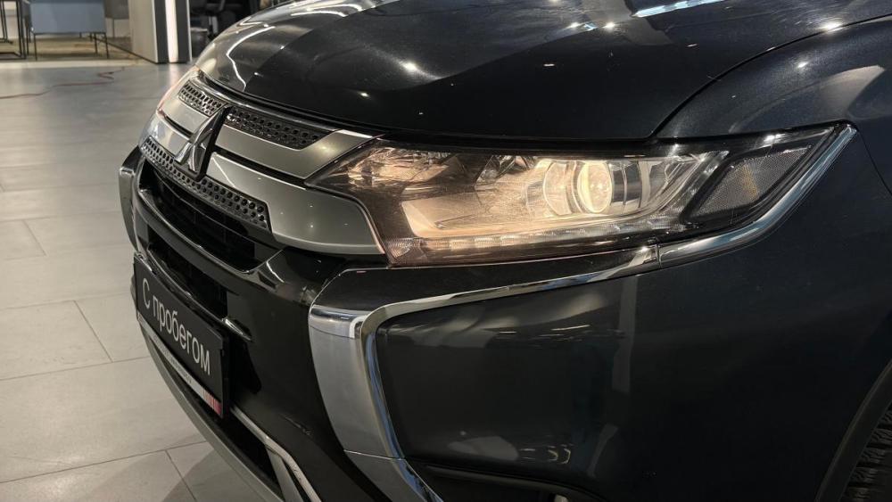 Mitsubishi Outlander III Рестайлинг 3 Санкт-Петербург  - изображение 4