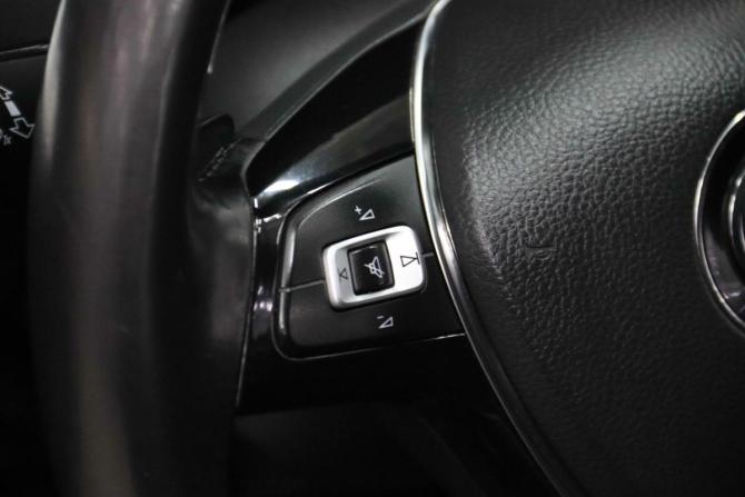 Volkswagen Passat B8 с пробегом 2016 года, цена 1 580 650 рублей, 173394 км, седан, Автокод Объявления
