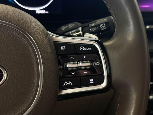 Kia Carnival IV с пробегом 2021 года, цена 3 687 000 рублей, 79422 км, минивэн, Автокод Объявления