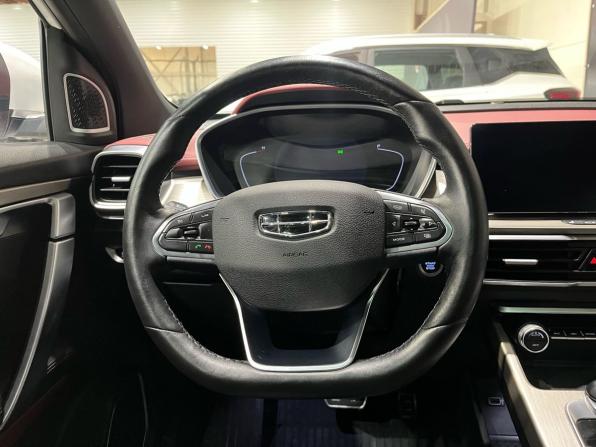 Geely Coolray I с пробегом 2023 года, цена 1 730 000 рублей, 62446 км, внедорожник, Автокод Объявления
