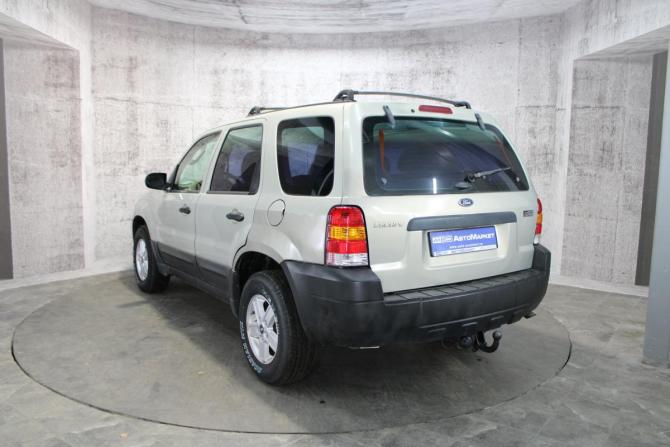 Ford Escape I Рестайлинг с пробегом 2004 года, цена 450 000 рублей, 196377 км, внедорожник, Автокод Объявления