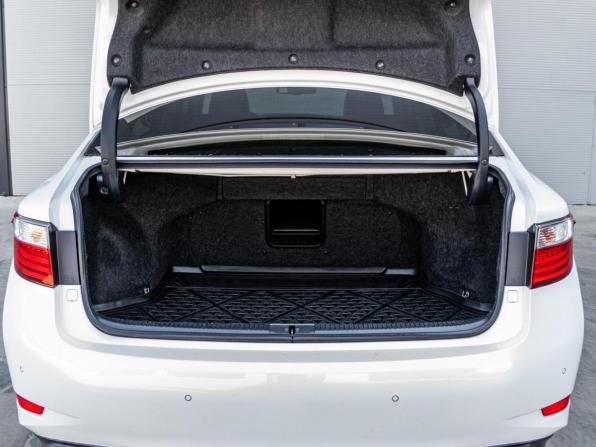 Lexus ES VI с пробегом 2013 года, цена 2 240 000 рублей, 108595 км, седан, Автокод Объявления